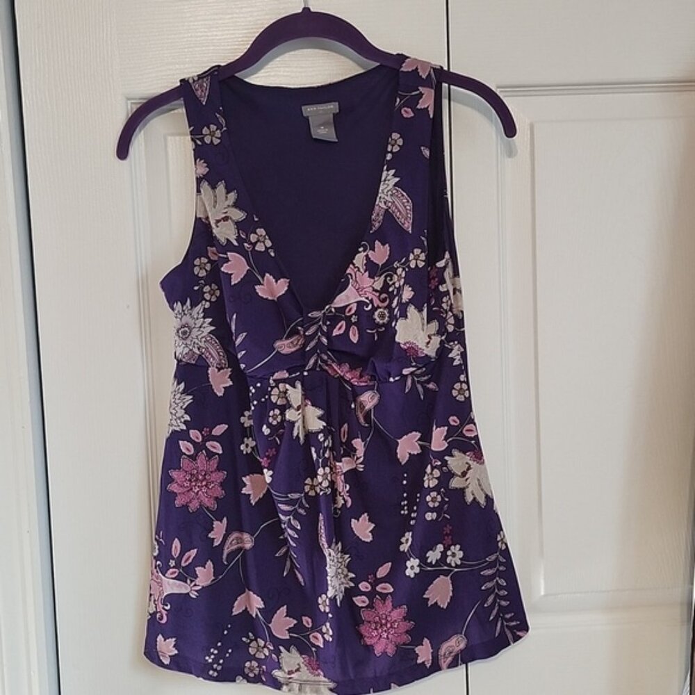 Sleeveless Purple  Floral Top Size Medium